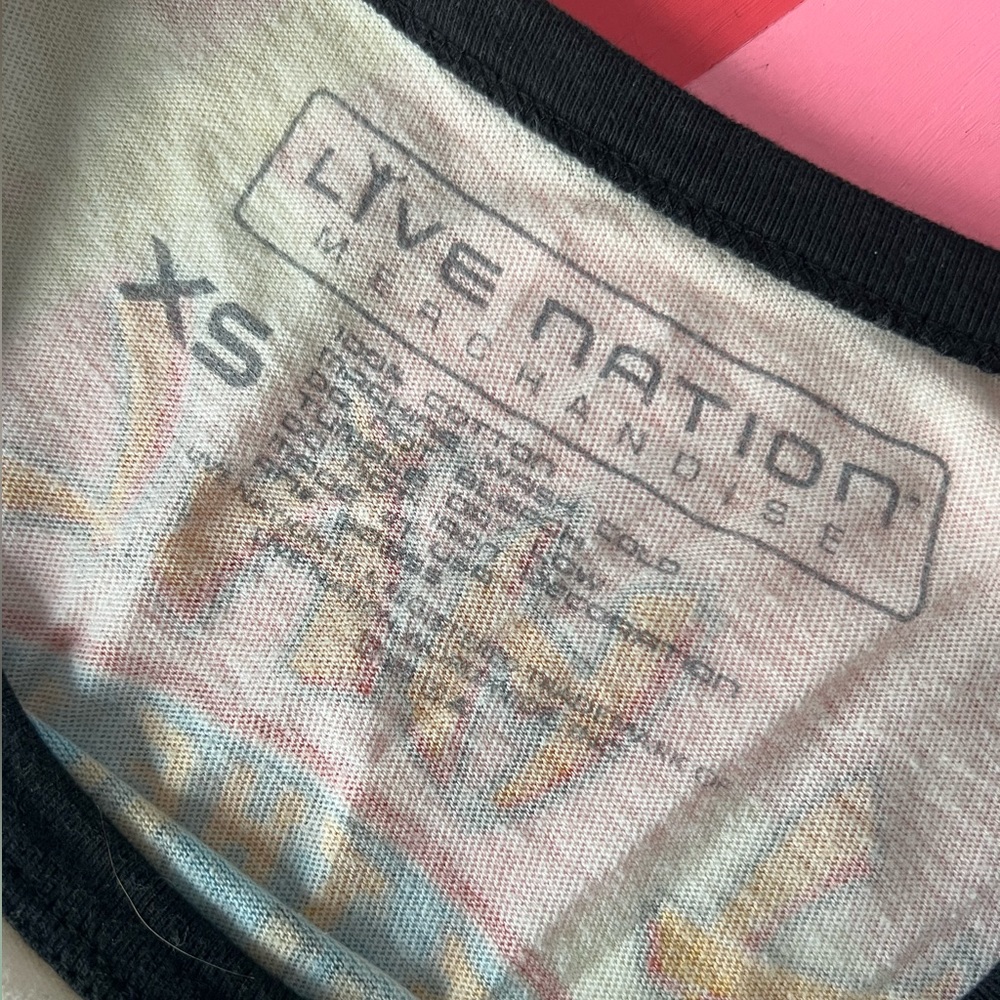 Rare Vintage Van Halen 1984 Tour Shirt Sz XS - Picture 4 of 4